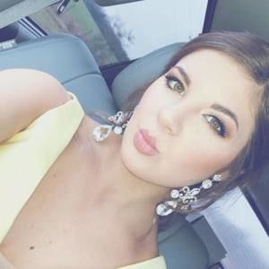 Meet your Posher, Stevi